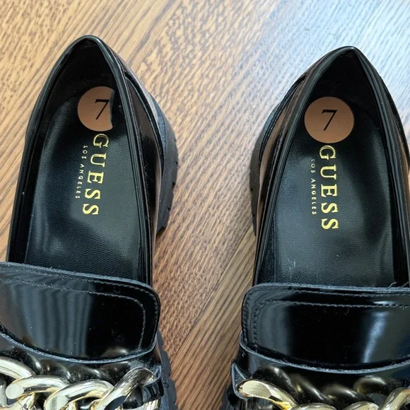 GUESS Hillford‎ Black Lug Sole Chunky Platform Loafers Preppy Patent Chain Y2K 7 - Picture 2 of 10